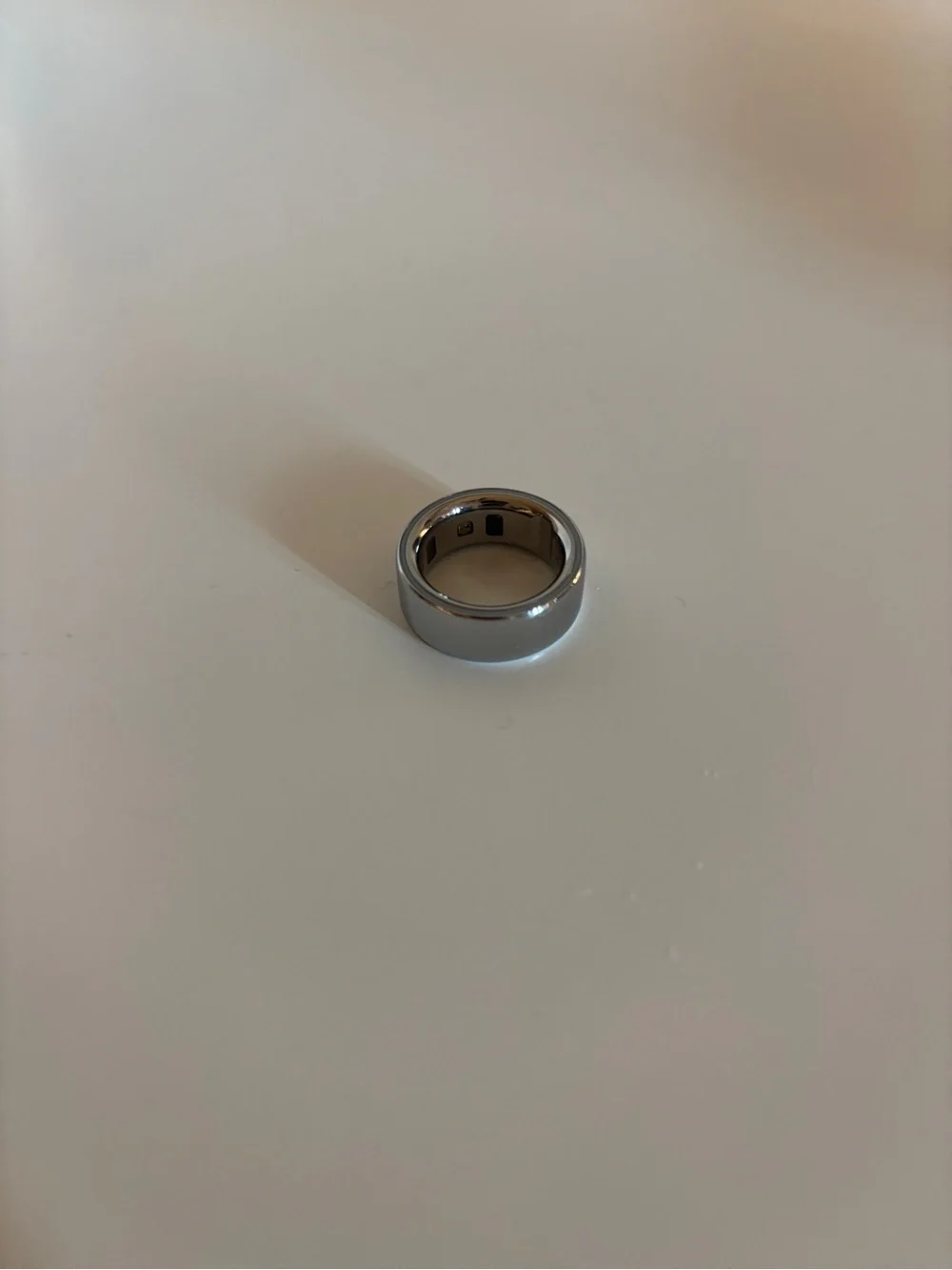 Oura Ring 4 - Silver - Size 6 - Like New